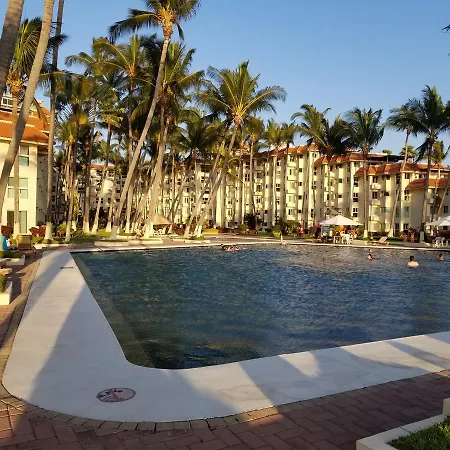 Suites Marina Condo
